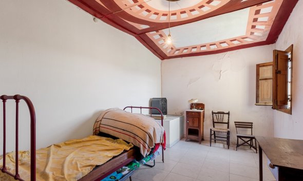 Rynek Wtórny - Dom na wsi - Orihuela