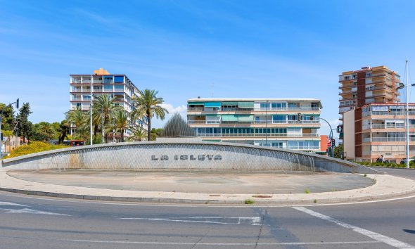 Resale - Apartment - Alicante