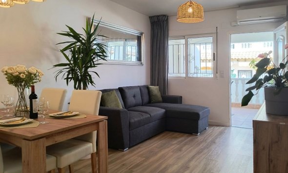 Resale - Townhouse / Terraced House - Orihuela Costa