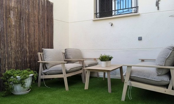 Resale - Townhouse / Terraced House - Orihuela Costa