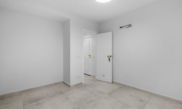 Rynek Wtórny - Apartament - Torrevieja - Playa del Acequión