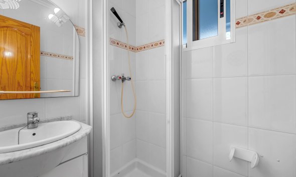 Resale - Apartament / Duplex - Torrevieja
