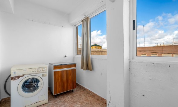 Resale - Apartament / Duplex - Torrevieja