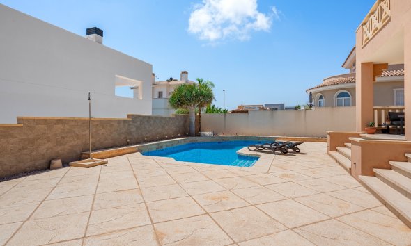 Resale - Villa - Ciudad Quesada