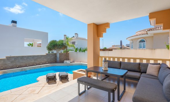 Resale - Villa - Ciudad Quesada