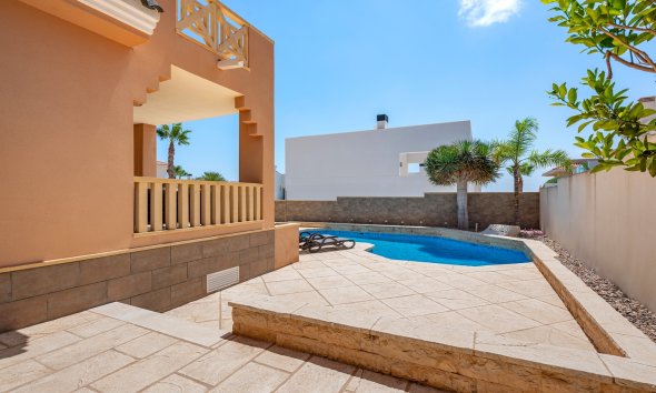 Resale - Villa - Ciudad Quesada