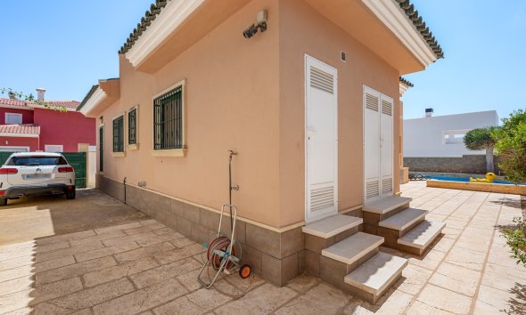 Resale - Villa - Ciudad Quesada