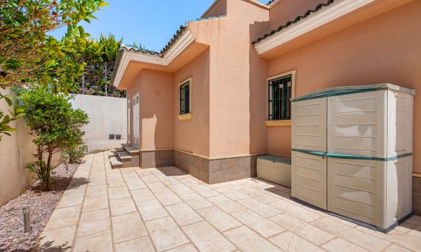 Resale - Villa - Ciudad Quesada