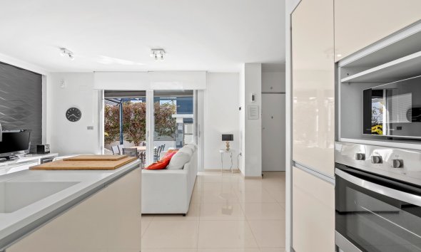 Resale - Villa / House - Ciudad Quesada