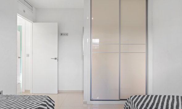 Resale - Villa / House - Ciudad Quesada