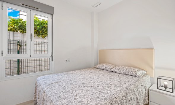 Resale - Villa / House - Ciudad Quesada