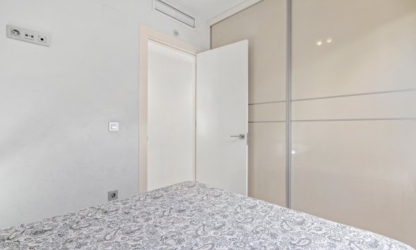 Resale - Villa / House - Ciudad Quesada