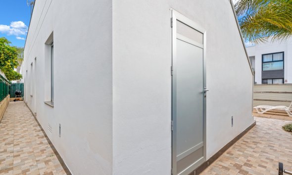 Resale - Villa / House - Ciudad Quesada
