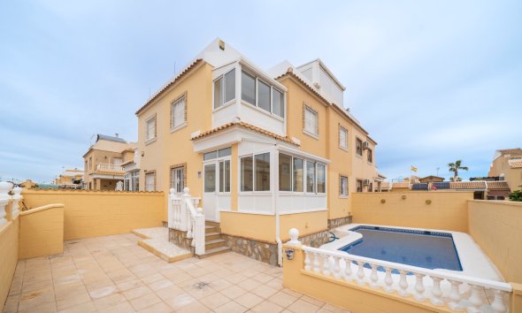 Resale - Terraced house / Townhouse - Ciudad Quesada