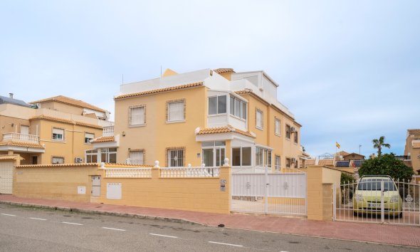 Resale - Terraced house / Townhouse - Ciudad Quesada