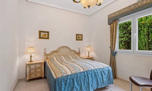 Resale - Villa / House - Ciudad Quesada