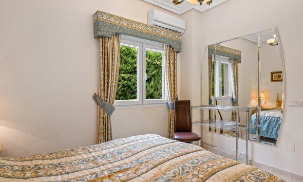 Resale - Villa / House - Ciudad Quesada