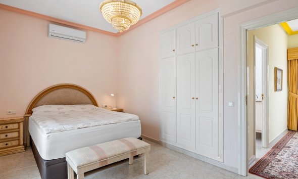 Resale - Villa / House - Ciudad Quesada