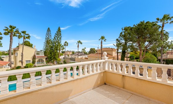 Resale - Villa / House - Ciudad Quesada