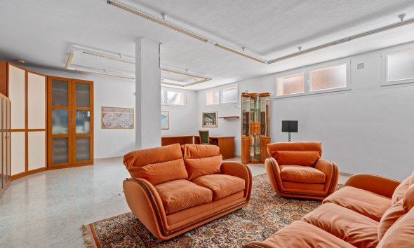 Resale - Villa / House - Ciudad Quesada