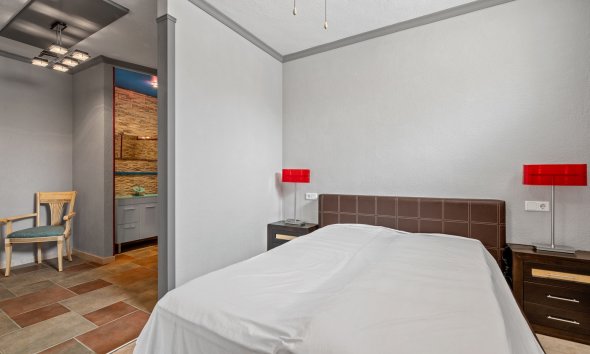 Resale - Villa / House - Ciudad Quesada