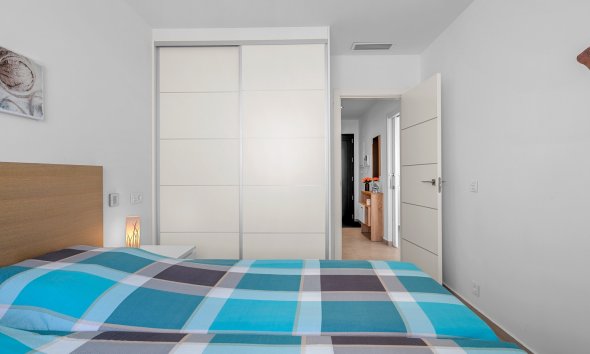 Resale - Villa / House - La Marina