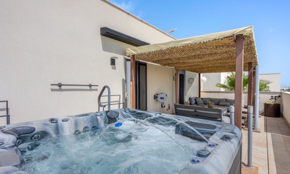 Resale - Villa / House - Benijofar
