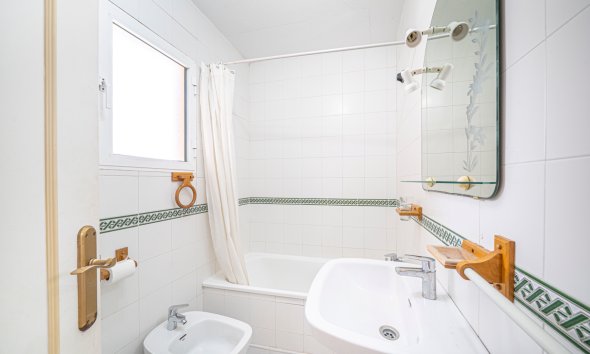 Resale - Apartment - Torrevieja