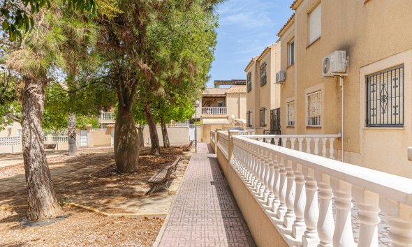 Resale - Apartment - Torrevieja