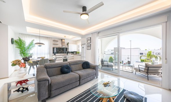 Reventa - Apartamento / Dúplex - Ciudad Quesada