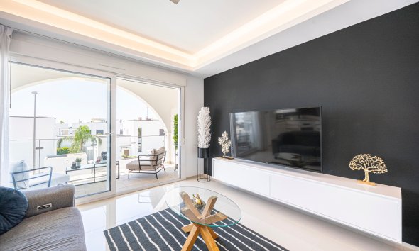 Reventa - Apartamento / Dúplex - Ciudad Quesada