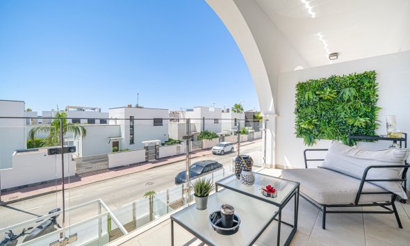 Reventa - Apartamento / Dúplex - Ciudad Quesada