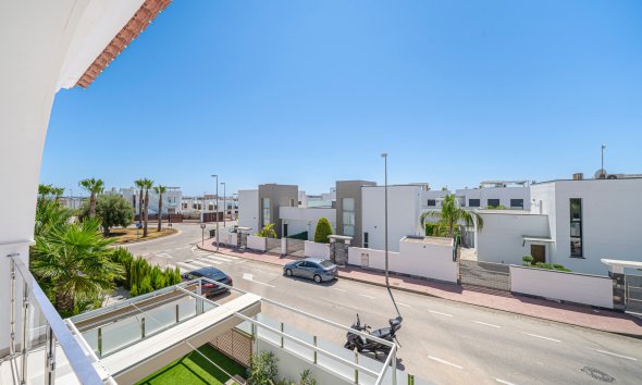 Reventa - Apartamento / Dúplex - Ciudad Quesada