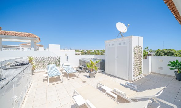 Reventa - Apartamento / Dúplex - Ciudad Quesada