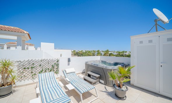 Reventa - Apartamento / Dúplex - Ciudad Quesada