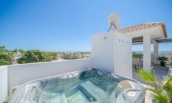 Reventa - Apartamento / Dúplex - Ciudad Quesada