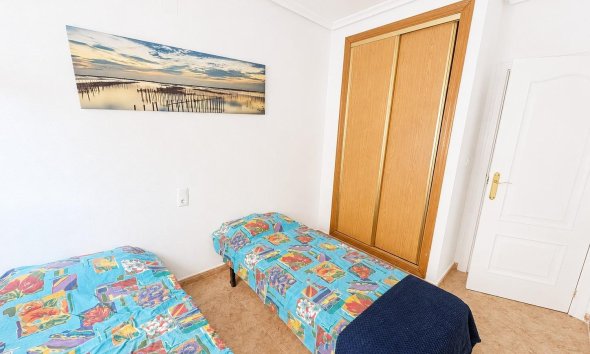 Resale - Apartament / Duplex - Torrevieja - Habaneras