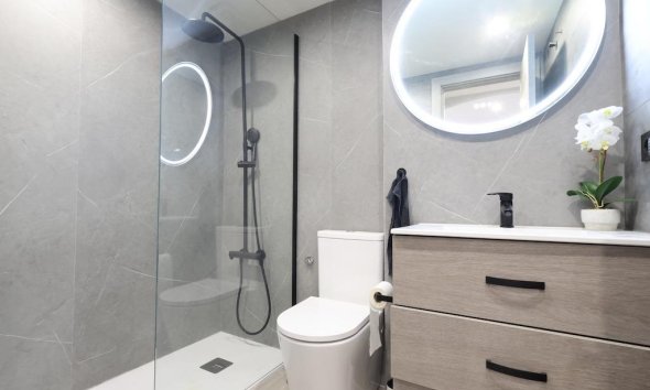 Resale - Apartament / Duplex - Orihuela Costa - Agua Marina
