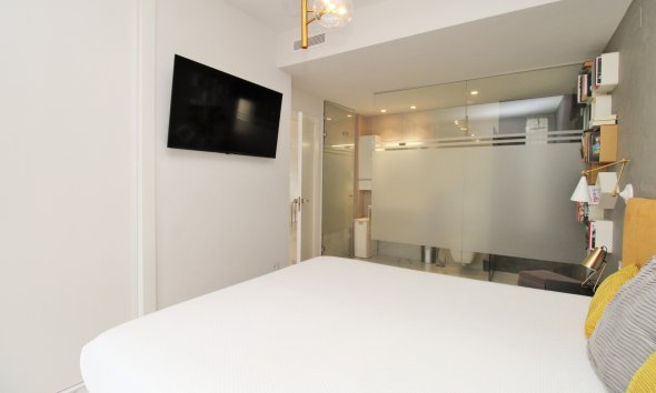 Reventa - Apartamento / Dúplex - San Miguel de Salinas