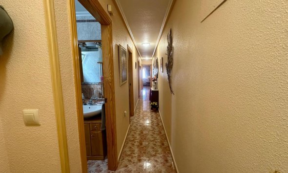 Resale - Apartament / Duplex - Torrevieja - La Mata
