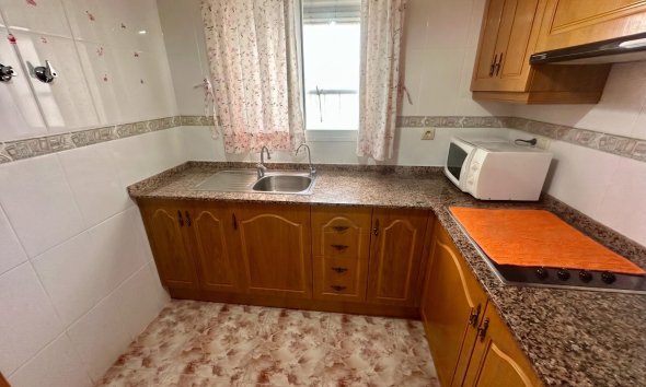 Resale - Apartament / Duplex - Torrevieja - La Mata
