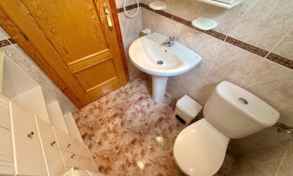 Resale - Apartament / Duplex - Torrevieja - La Mata