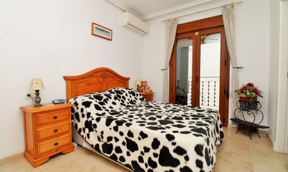 Resale - Apartament / Duplex - Orihuela Costa - PAU 8