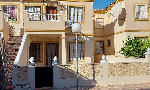 Resale - Apartament / Duplex - Orihuela Costa - Playa Flamenca