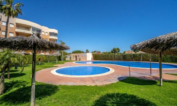 Reventa - Apartamento / Dúplex - Dehesa de campoamor - Campoamor