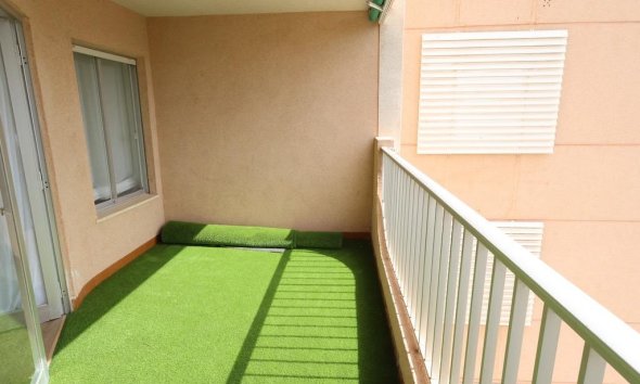 Reventa - Apartamento / Dúplex - Orihuela Costa - La Zenia