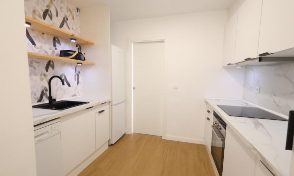 Reventa - Apartamento / Dúplex - Orihuela Costa - La Zenia
