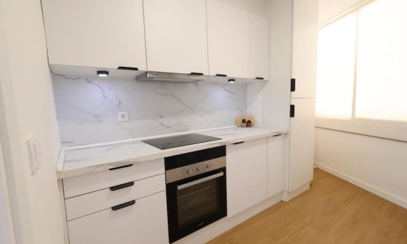 Reventa - Apartamento / Dúplex - Orihuela Costa - La Zenia