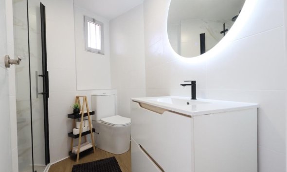 Reventa - Apartamento / Dúplex - Orihuela Costa - La Zenia