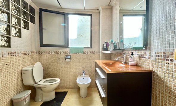 Resale - Apartament / Duplex - Rojales